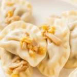 Pierogi z kapustą i grzybami - tradycyjne danie polskie na święta.